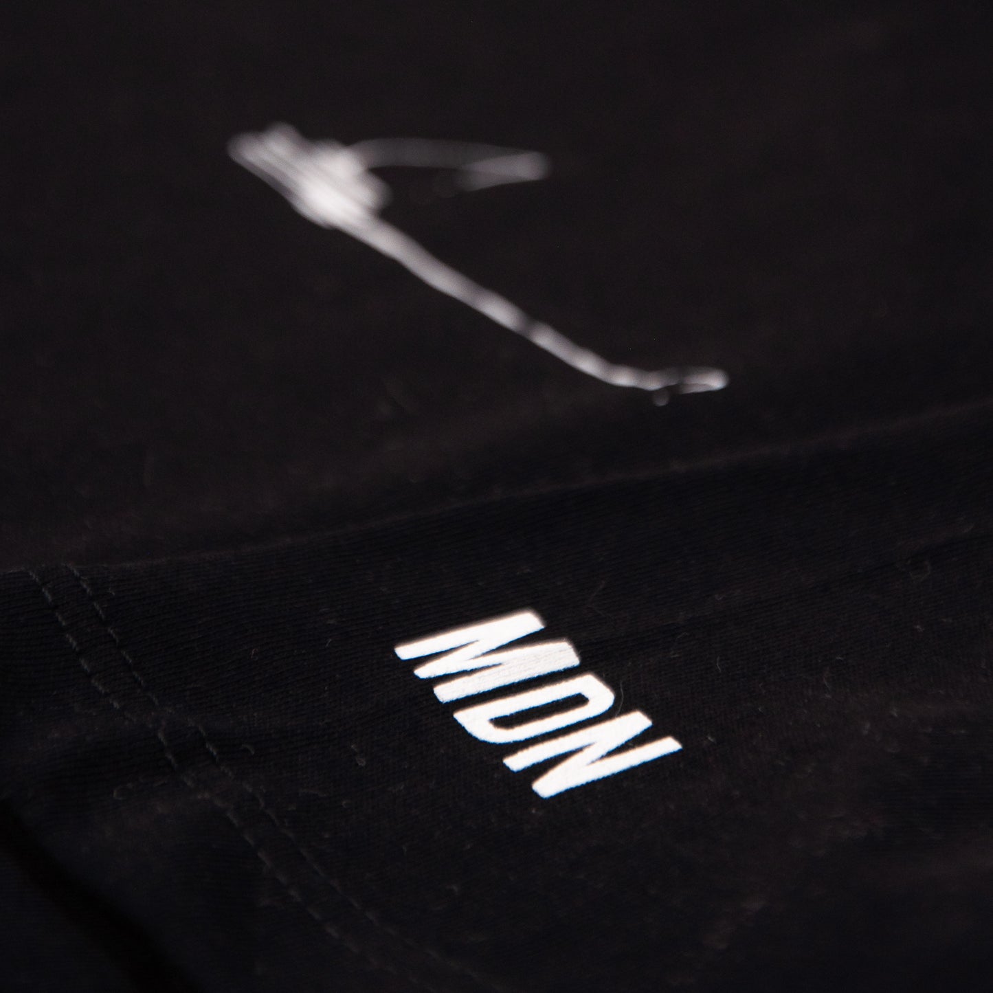 Camiseta Negra